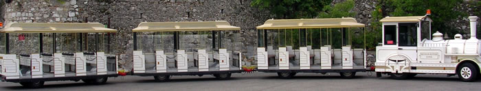 Petits trains avec 3 wagons